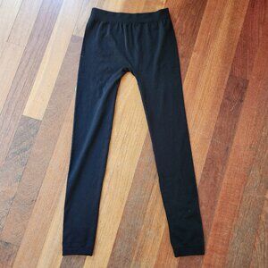 Pink Rose Black Knit Leggings Size Small